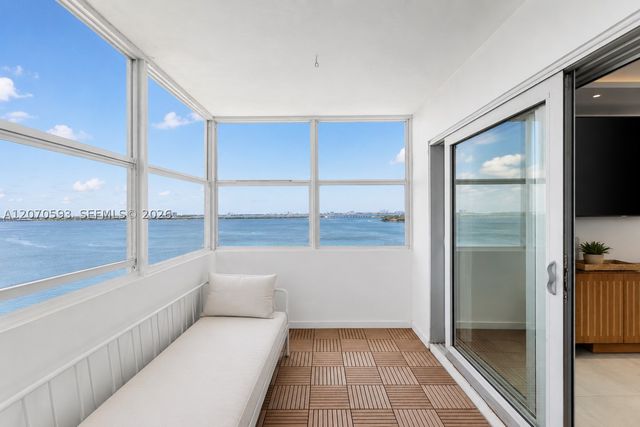 3 Island Ave 14D, Miami Beach, FL 33139