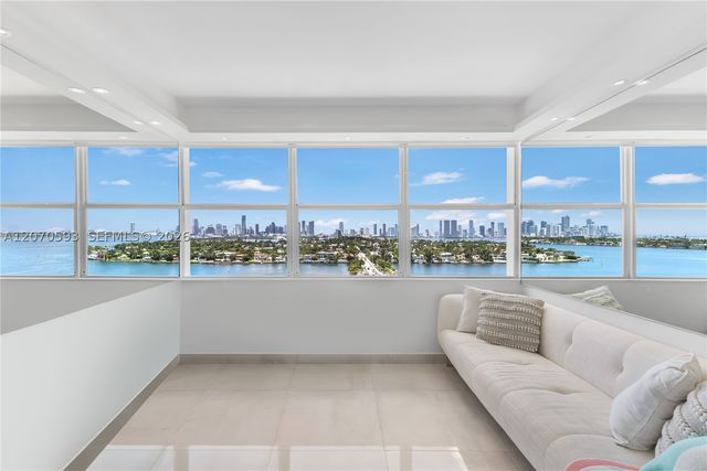3 Island Ave 14D, Miami Beach, FL 33139