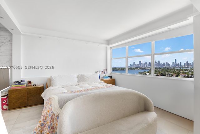 3 Island Ave 14D, Miami Beach, FL 33139