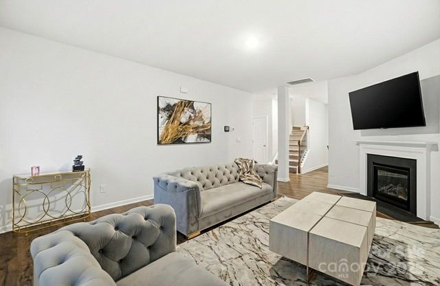 7576 Stonehouse Drive, Gastonia, NC 28056