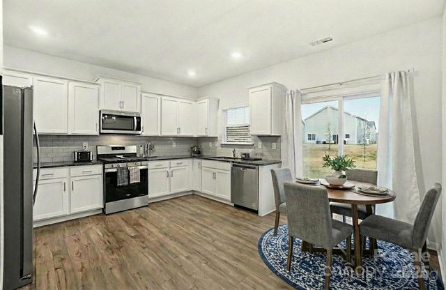 7576 Stonehouse Drive, Gastonia, NC 28056