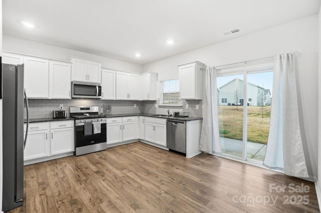 7576 Stonehouse Drive, Gastonia, NC 28056