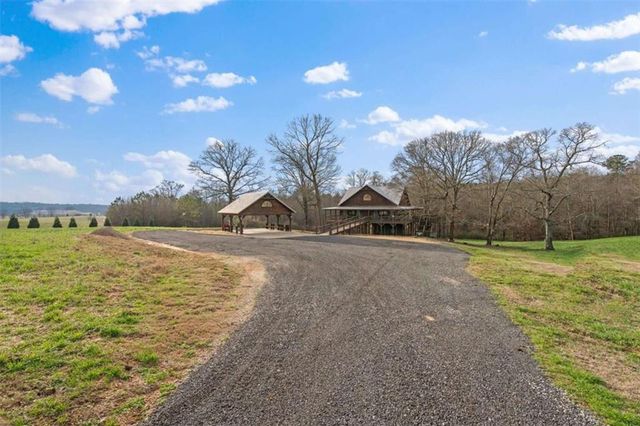 976 Salem Church Road, Carrollton, GA 30117