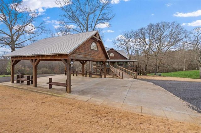 976 Salem Church Road, Carrollton, GA 30117