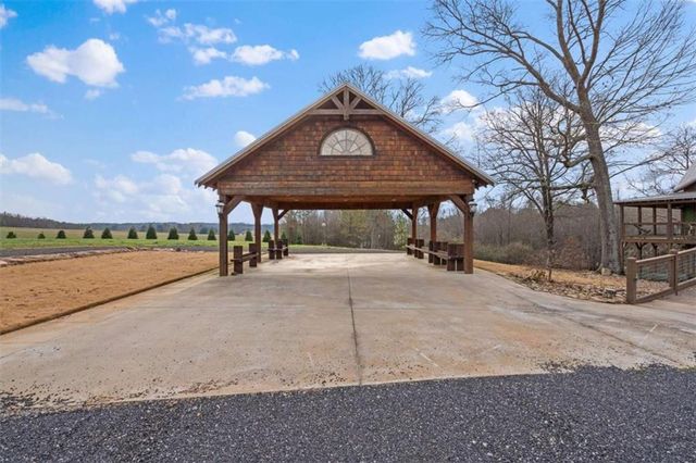 976 Salem Church Road, Carrollton, GA 30117