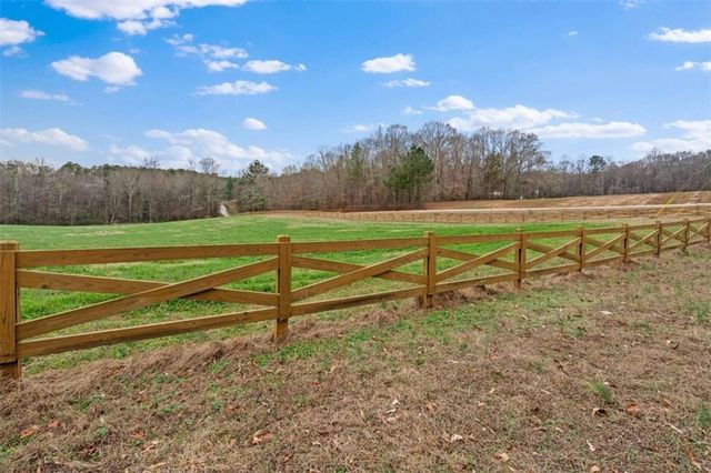 976 Salem Church Road, Carrollton, GA 30117