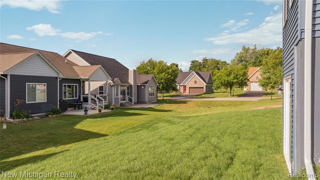 7453 Village Court, Davisburg, MI 48350