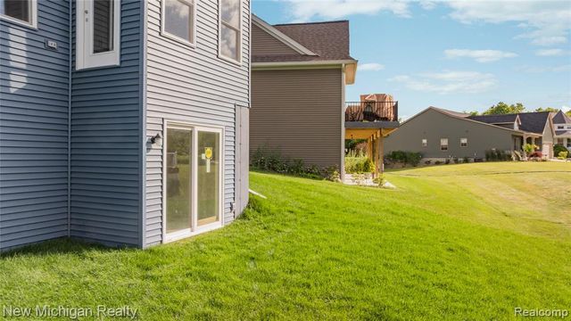 7453 Village Court, Davisburg, MI 48350