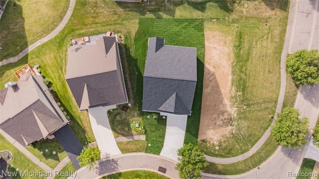 7453 Village Court, Davisburg, MI 48350