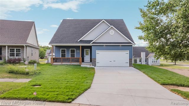 7453 Village Court, Davisburg, MI 48350