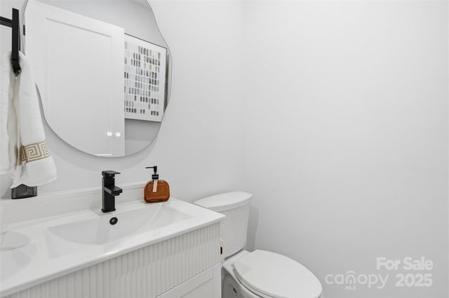 41 Richland Street, Waynesville, NC 28786