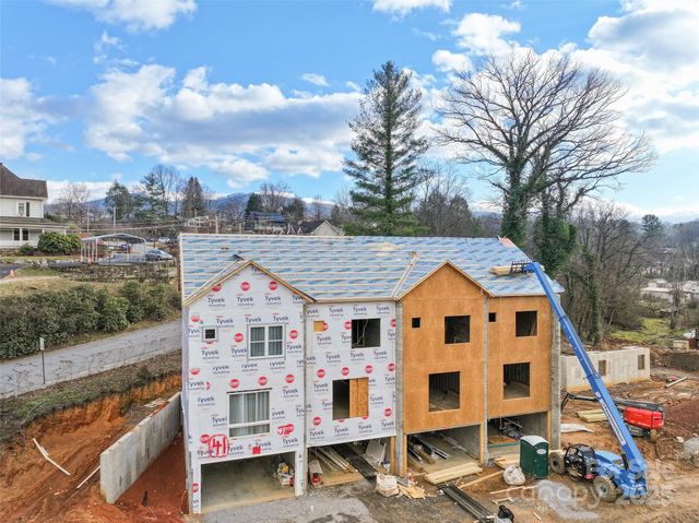 41 Richland Street, Waynesville, NC 28786