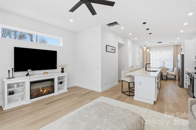 41 Richland Street, Waynesville, NC 28786