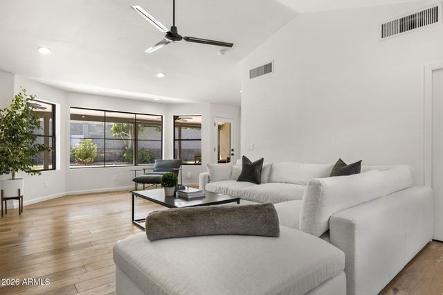 2601 E SAHUARO Drive, Phoenix, AZ 85028