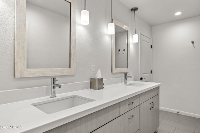 2601 E SAHUARO Drive, Phoenix, AZ 85028