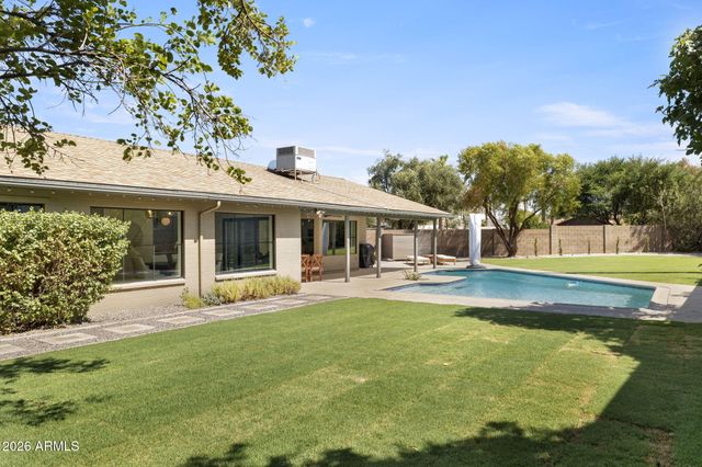 2601 E SAHUARO Drive, Phoenix, AZ 85028