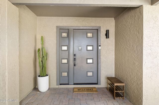 2601 E SAHUARO Drive, Phoenix, AZ 85028