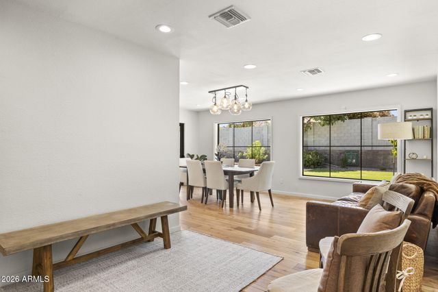 2601 E SAHUARO Drive, Phoenix, AZ 85028