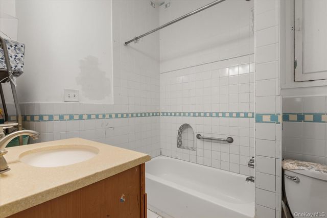 1241 Putnam Avenue, Brooklyn, NY 11221