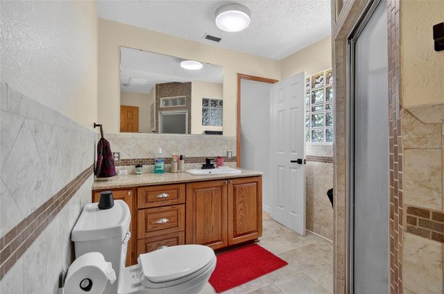 3126 TOOLE ROAD, Lithia, FL 33547