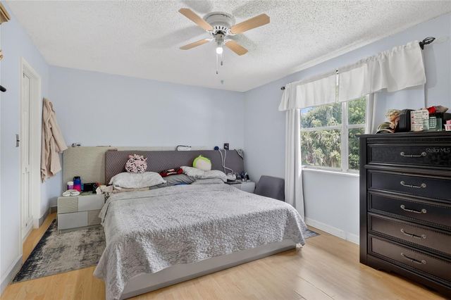 3126 TOOLE ROAD, Lithia, FL 33547