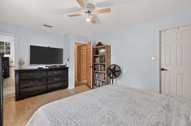 3126 TOOLE ROAD, Lithia, FL 33547
