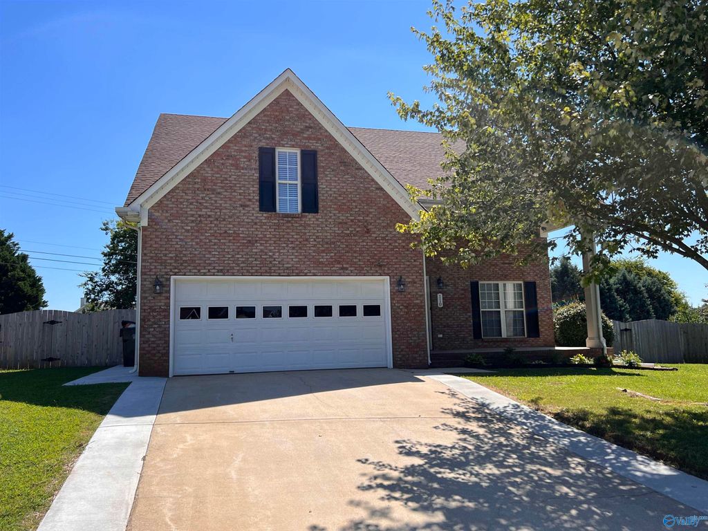 110 Tudor Place, Madison, AL 35758