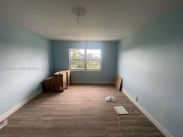 2500 NE 48th Lane 301, Fort Lauderdale, FL 33308