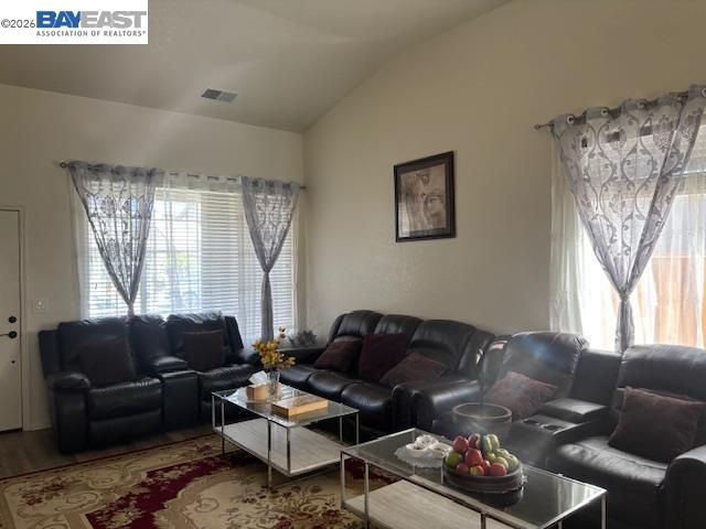 1551 Autumn Meadow Ln, Tracy, CA 95376