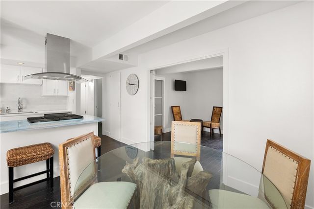 230 62nd Street, Newport Beach, CA 92663