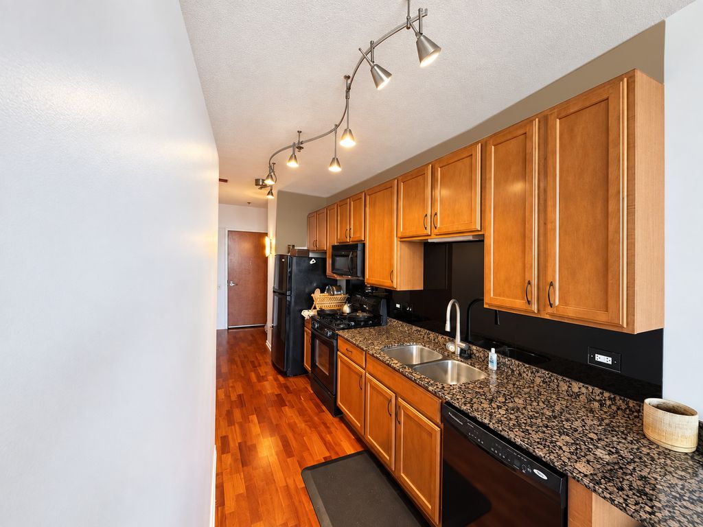 210 S Desplaines Street 2203, Chicago, IL 60661 — photo 4