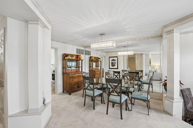 4221 St Andrews Place, Blue Ash, OH 45236