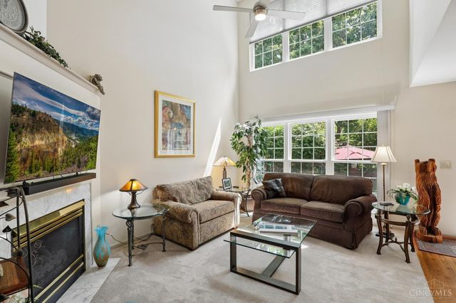 4221 St Andrews Place, Blue Ash, OH 45236
