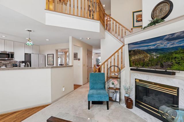 4221 St Andrews Place, Blue Ash, OH 45236