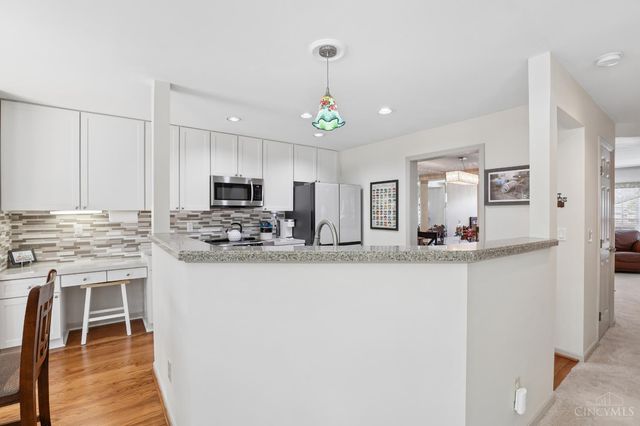 4221 St Andrews Place, Blue Ash, OH 45236