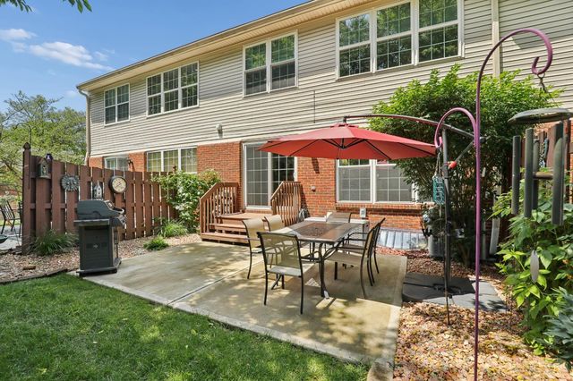 4221 St Andrews Place, Blue Ash, OH 45236