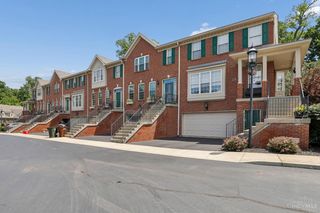 4221 St Andrews Place, Blue Ash, OH 45236