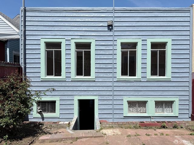 231 Grafton Avenue, San Francisco, CA 94112