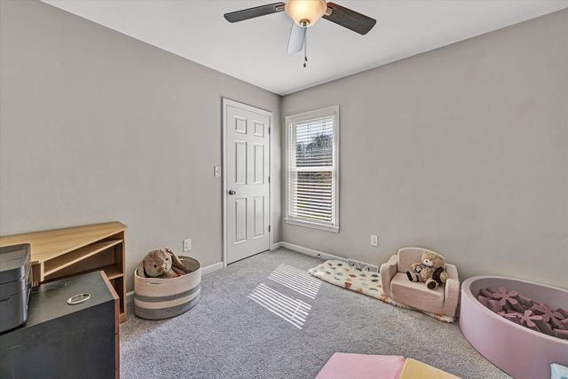 3131 Garst Cabin DR, Roanoke, VA 24018