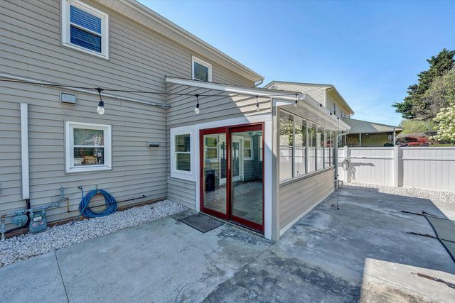 3131 Garst Cabin DR, Roanoke, VA 24018