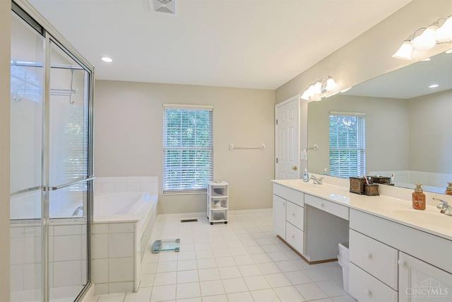 217 Hatcher Court, Loveland, OH 45140