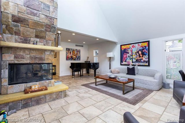 608 Purdy Street, Birmingham, MI 48009