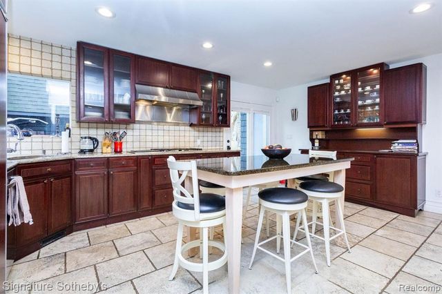 608 Purdy Street, Birmingham, MI 48009