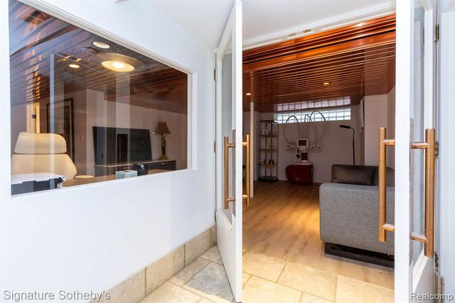 608 Purdy Street, Birmingham, MI 48009