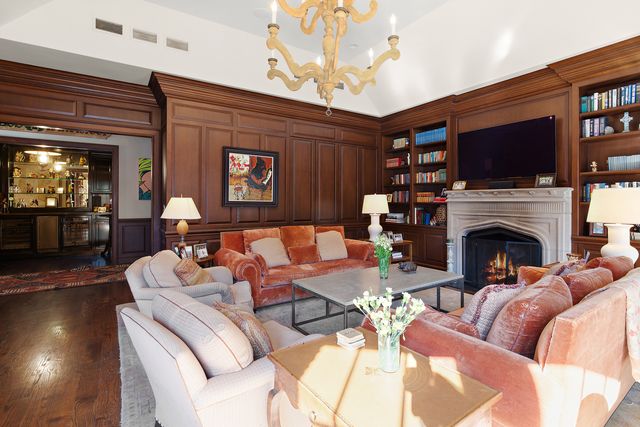 640 Hill Road, Winnetka, IL 60093