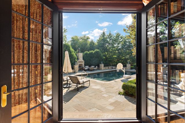 640 Hill Road, Winnetka, IL 60093