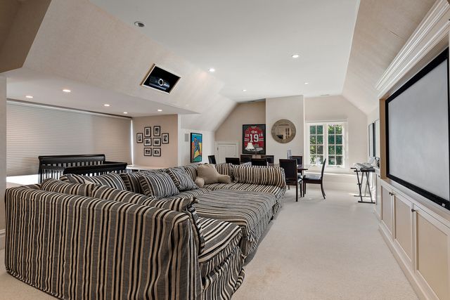 640 Hill Road, Winnetka, IL 60093