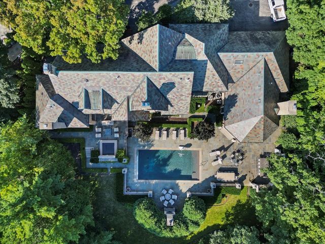 640 Hill Road, Winnetka, IL 60093