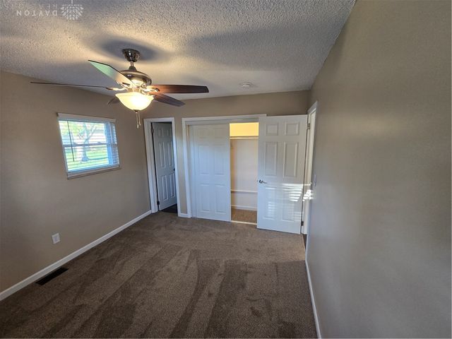 1617 Belvo Road, Miamisburg, OH 45342