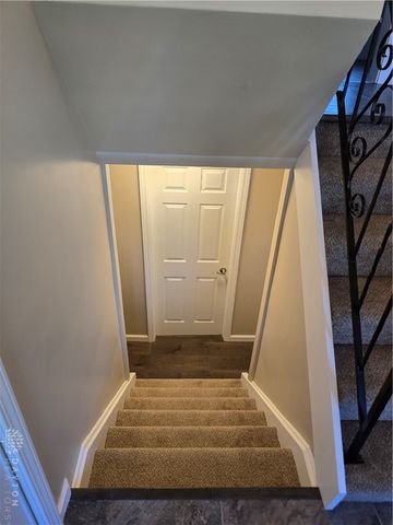 1617 Belvo Road, Miamisburg, OH 45342